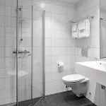 Hotel Basecamp *